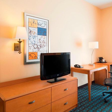 Fairfield Inn & Suites By Marriott State College Esterno foto