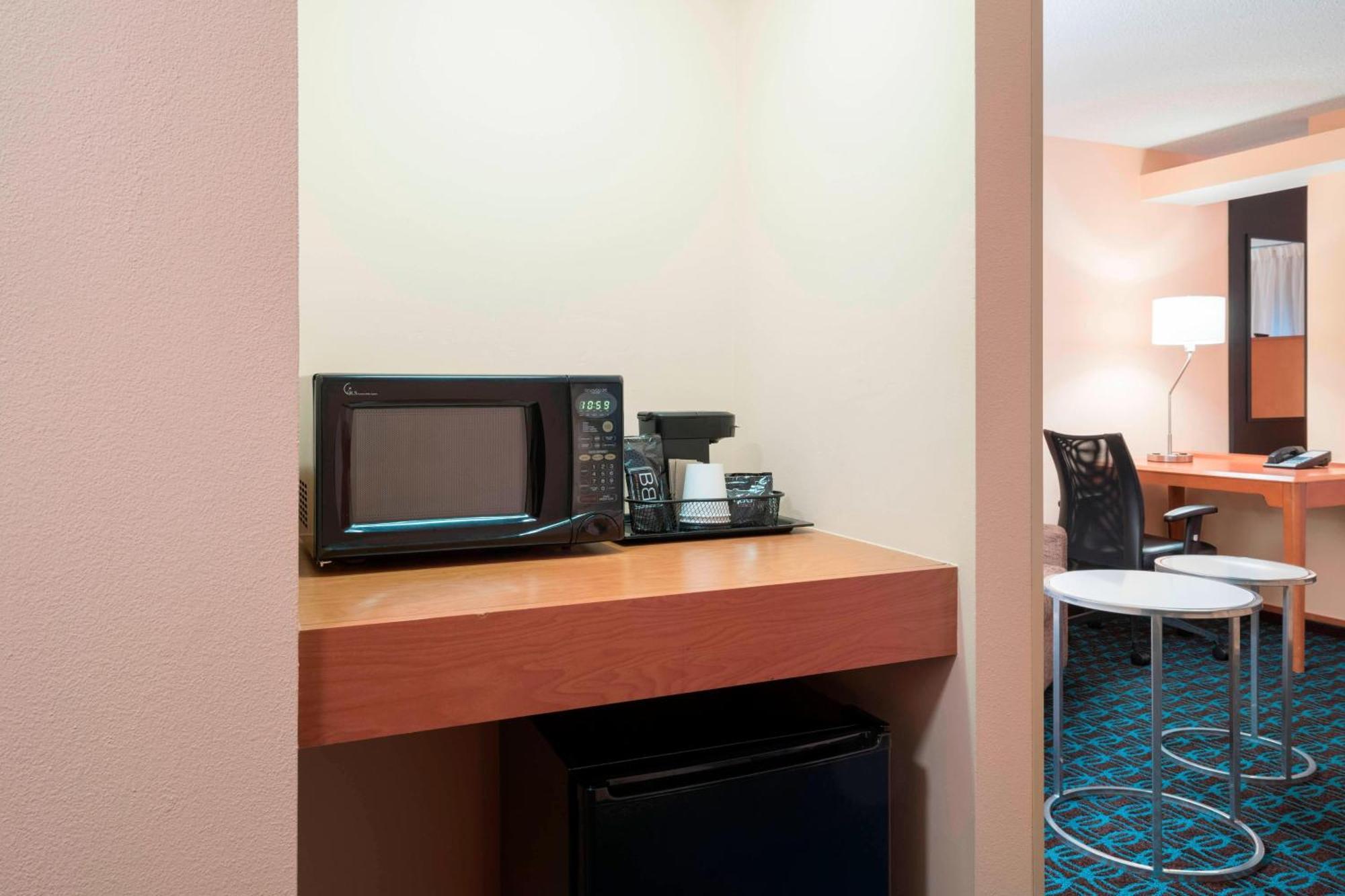 Fairfield Inn & Suites By Marriott State College Esterno foto