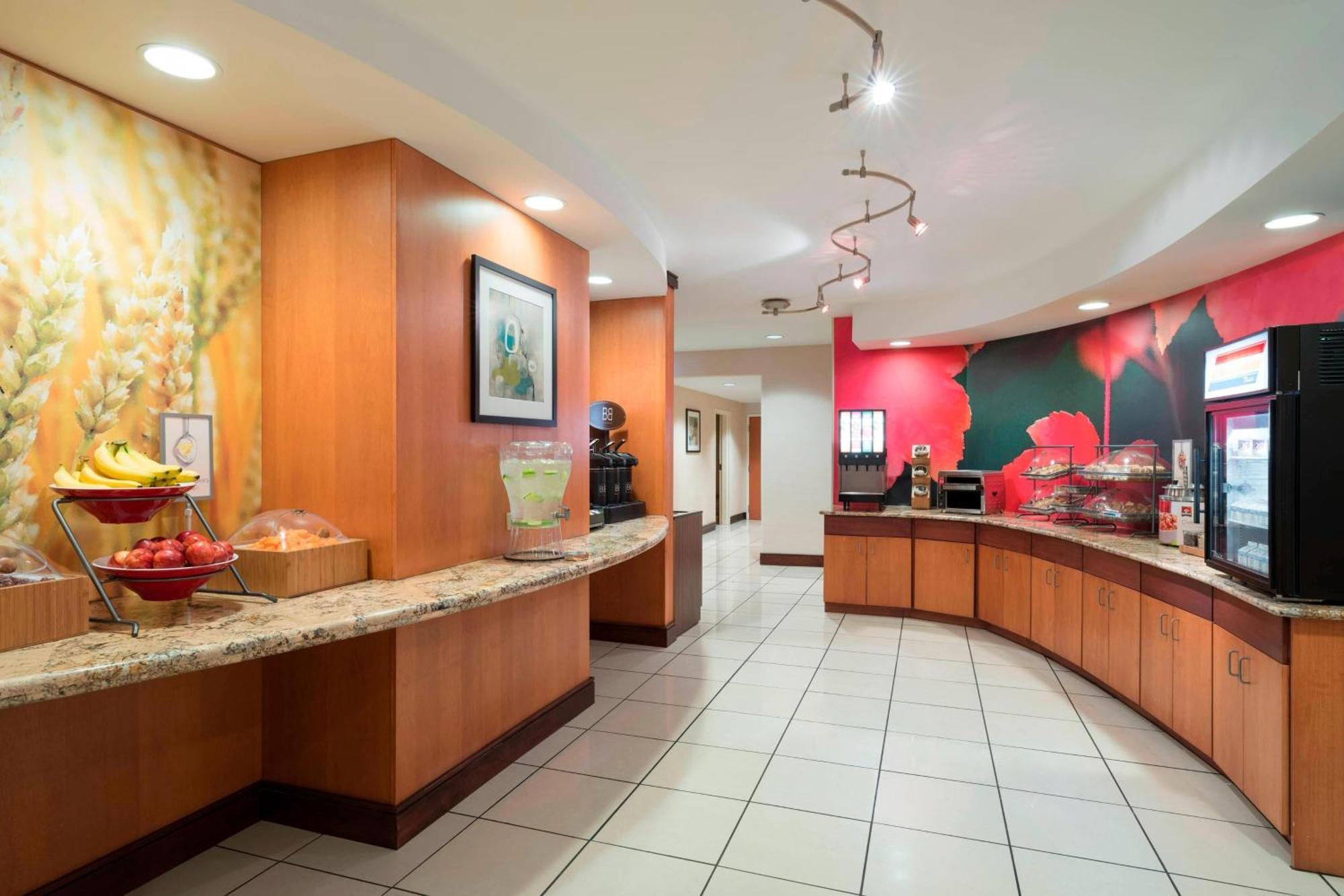 Fairfield Inn & Suites By Marriott State College Esterno foto
