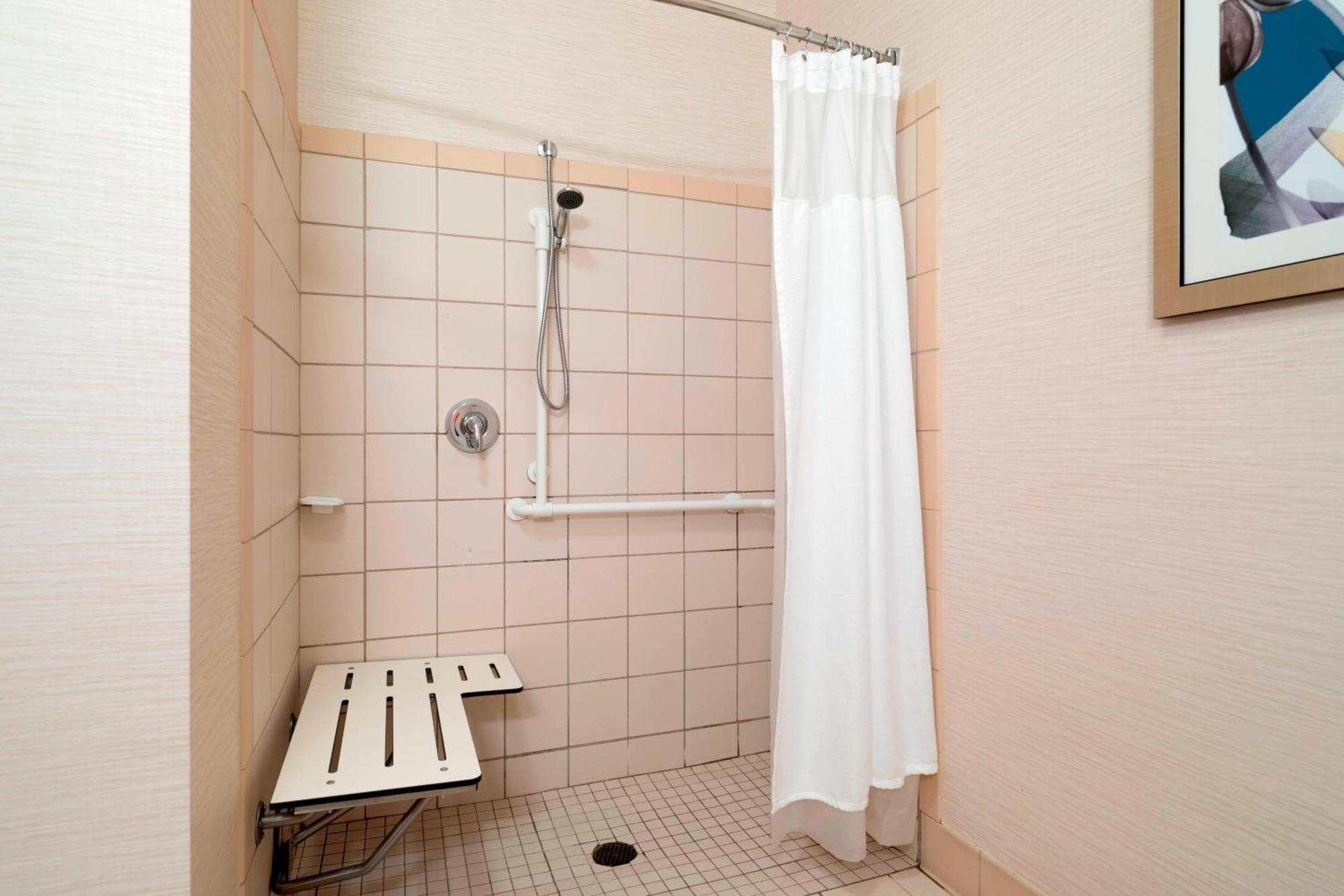 Fairfield Inn & Suites By Marriott State College Esterno foto