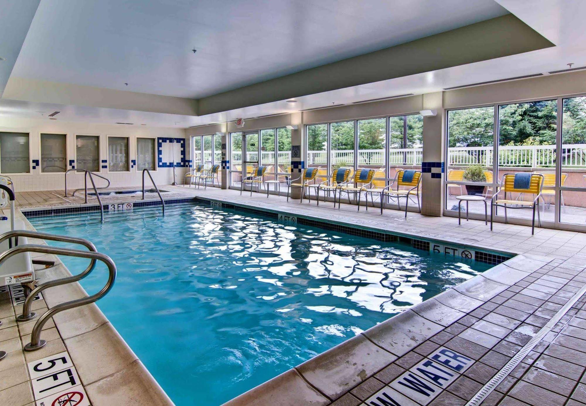 Fairfield Inn & Suites By Marriott State College Esterno foto
